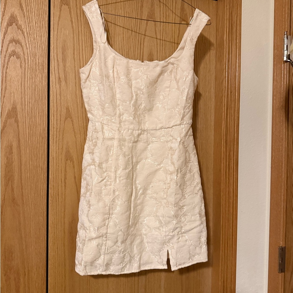 Elegant Cream White Floral Dress